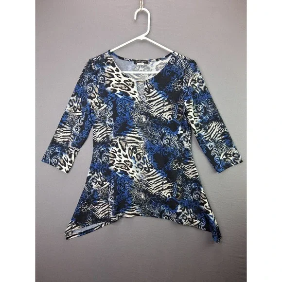 Mandy Evans Tunic Top Womens Medium Blue Animal Print Sharkbite Hem 3/4 Sleeve - Picture 1 of 6